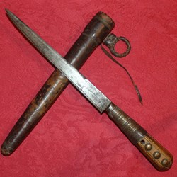 Couteaux étrangers