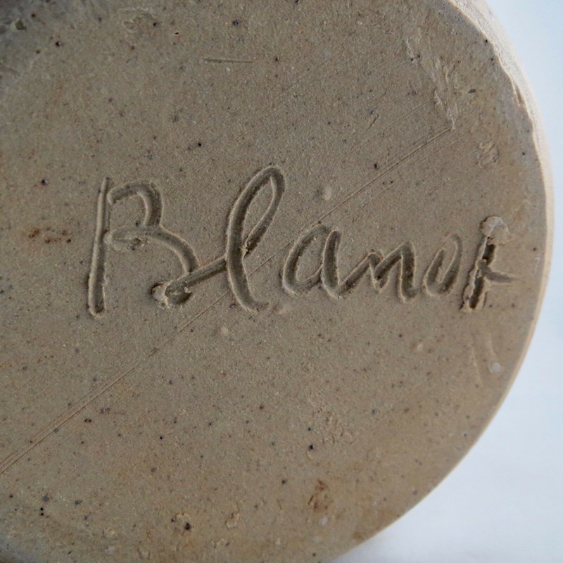 detail signature
