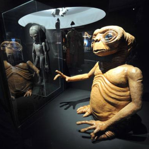Collection d'objets de cinéma et séries